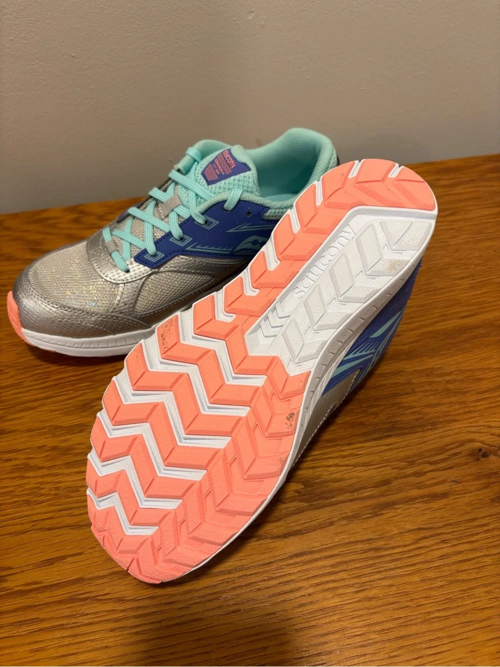 Saucony Silver & Teal Athletic Sneakers with Coral Accents